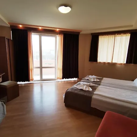 Paris Relax Zone 3* בלצ'יק