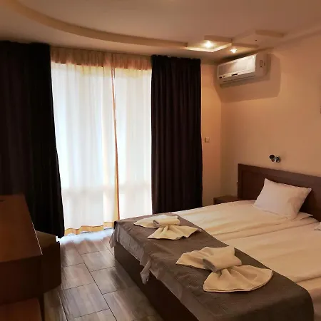 Paris Relax Zone מלון