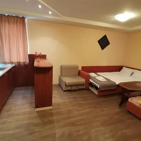 מלון Paris Relax Zone בלצ'יק