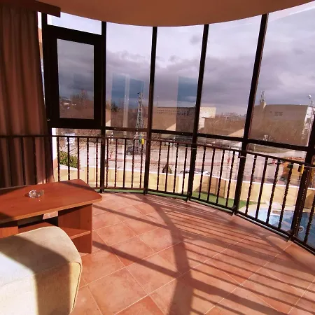 Paris Relax Zone בלצ'יק