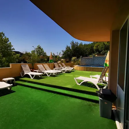 Paris Relax Zone 3* בלצ'יק