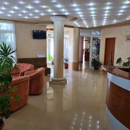 מלון Paris Relax Zone בלצ'יק