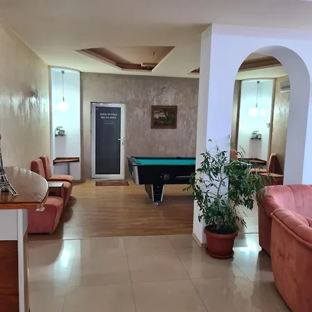 Paris Relax Zone 3* בלצ'יק