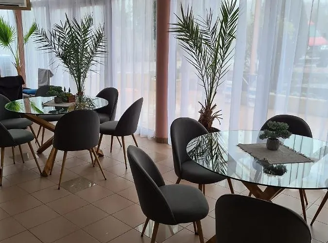 Hotel Paris Relax Zone Balcic