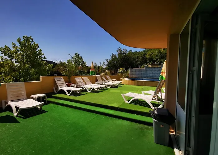 Paris Relax Zone 3* Balcic