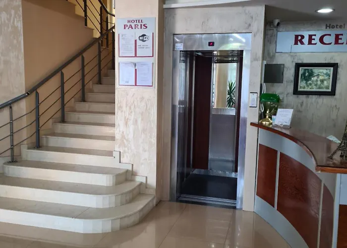 Hotel Paris Relax Zone 3*